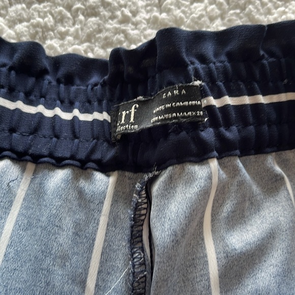 Zara cropped pants, size Medium - Picture 4 of 4
